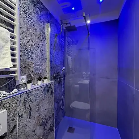 La Deluxe & Vendégház