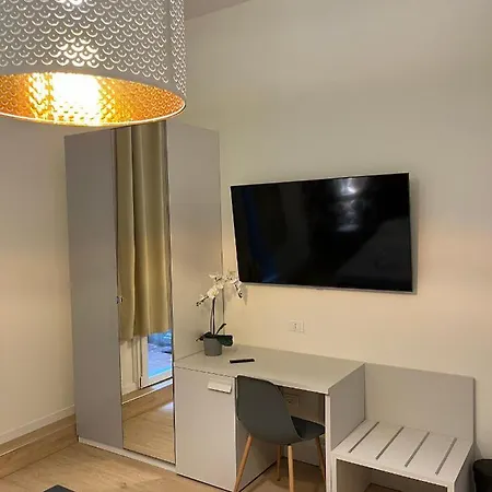 La Deluxe &