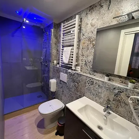 Guest house La Deluxe & Bologna